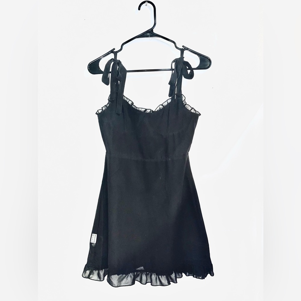 CUTE BLACK MINI SHOULDER TIE DRESS